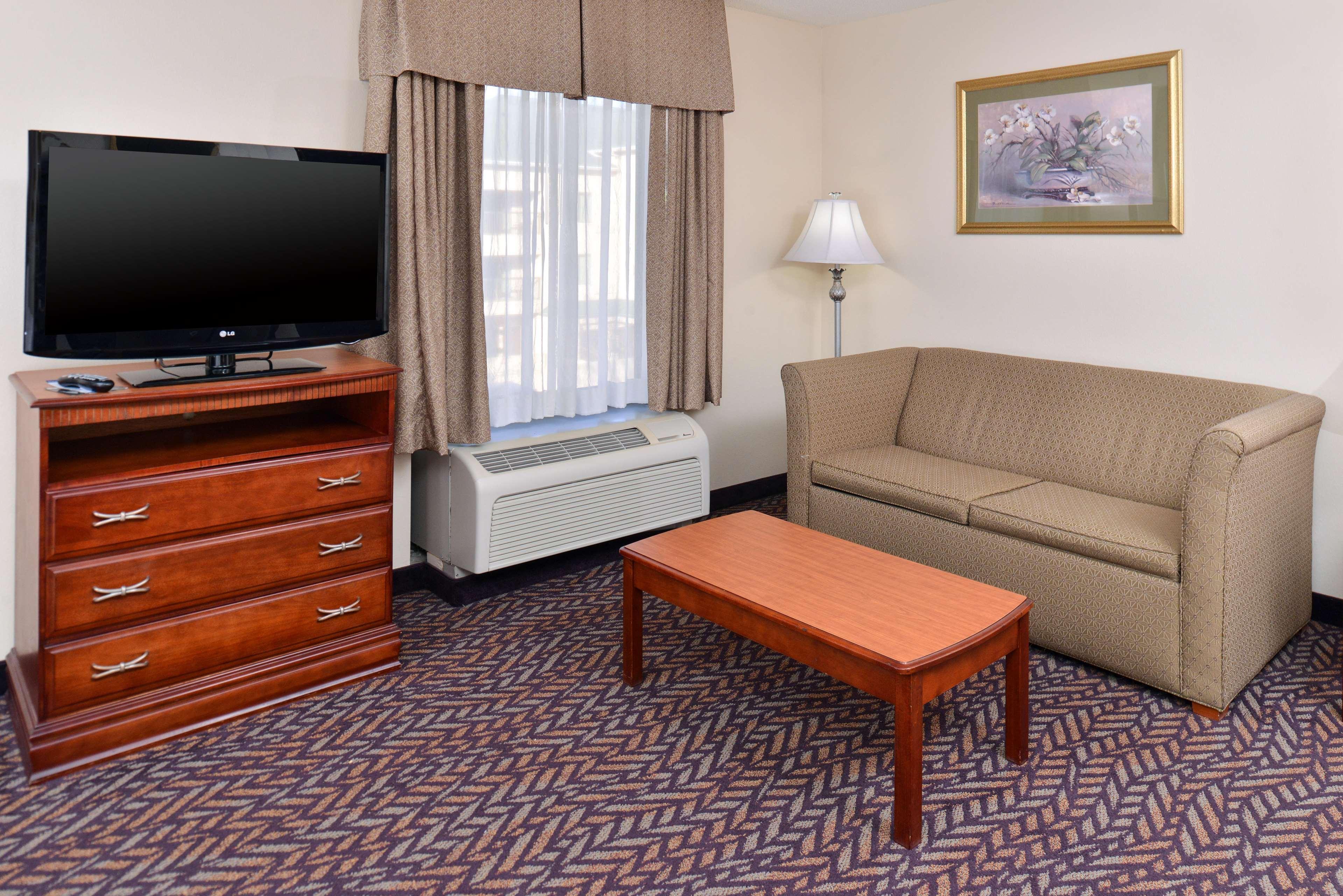 Hampton Inn & Suites Dayton-Vandalia Murlin Heights Екстериор снимка